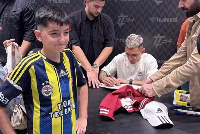 Lucas Torreira'dan anlamlı Fenerbahçe paylaşımı