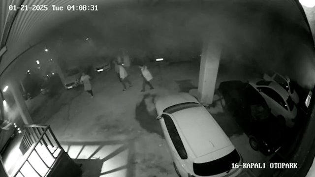 Kartalkaya faciasında yeni görüntü: Can pazarı sırasında araba derdine düştüler