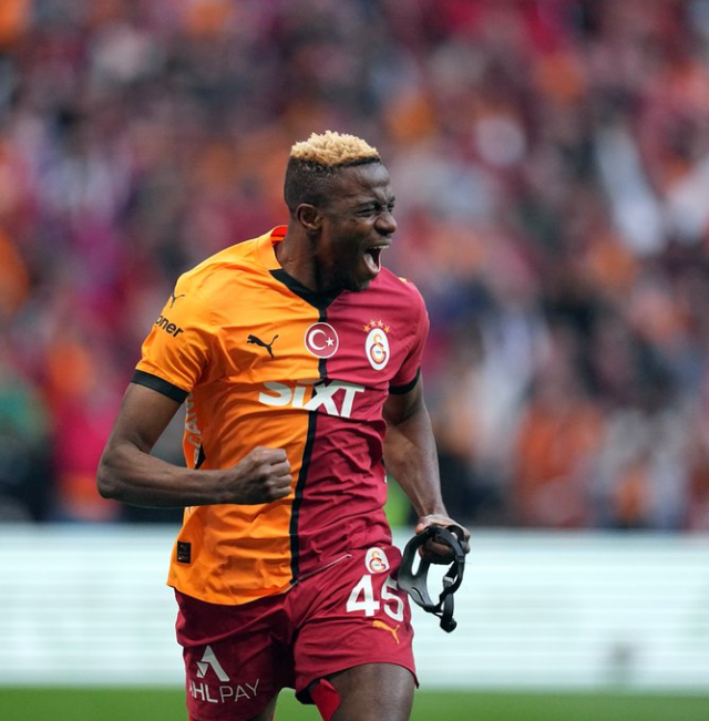 Galatasaray, Sivasspor'a gol oldu yağdı! Osimhen'den kariyer rekoru
