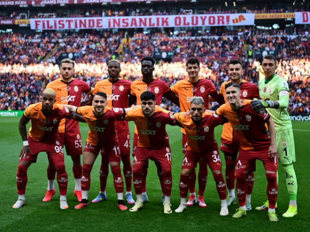 Galatasaray, Sivasspor'a gol oldu yağdı! Osimhen'den kariyer rekoru