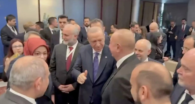 Paşinyan'ın Aliyev karşısındaki hali alay konusu oldu! Süt dökmüş kedi gibi