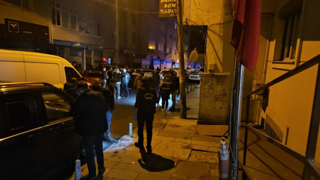 İstanbul'da eğlence mekanına el bombalı saldırı