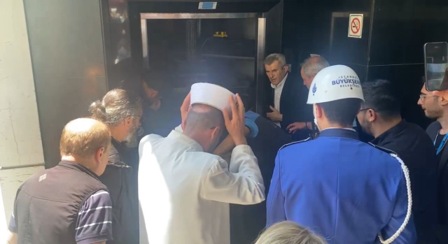 İlhan Şeşen'e veda töreninde büyük talihsizlik
