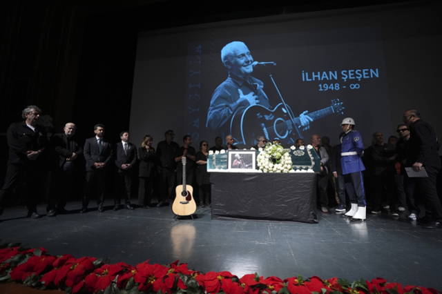 İlhan Şeşen'e veda töreninde büyük talihsizlik