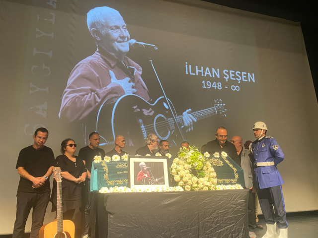 İlhan Şeşen'e veda töreninde büyük talihsizlik
