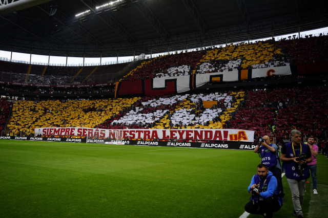 Galatasaray'dan Ali Koç ve Fenerbahçe'ye olay gönderme