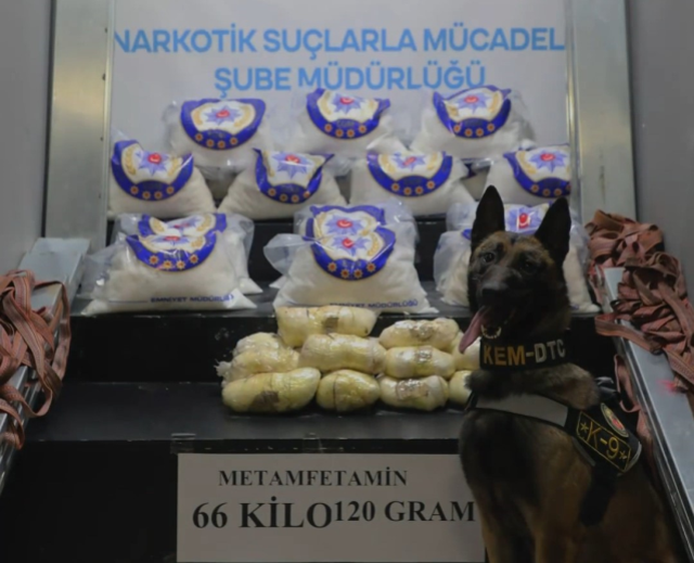 Tırın içine gizlenmiş 66 kilo uyuşturucu madde ele geçirildi