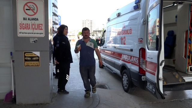 Acil servisler acemi kasaplarla doldu